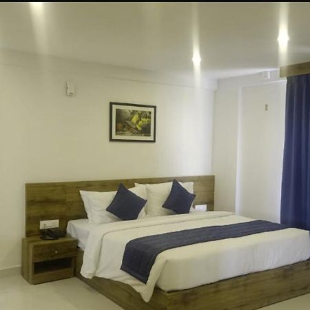 Fly Inn Devanahalli Esterno foto